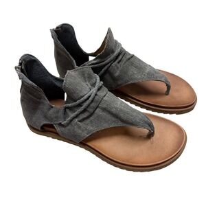 Very G Women's Gray Canvas Gladiator Thong Sandals Zip Back Size 8.5
